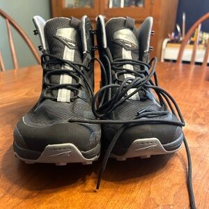 ALTRA Black Mid Sneaker ALL-WTHR Boots, 10.5